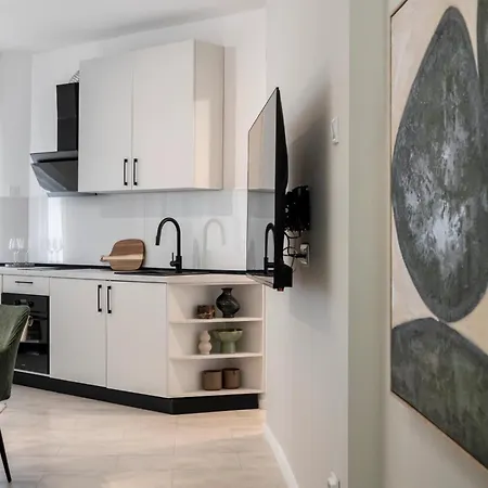 Stylish 2br Gem In The Heart Of Piata Romana بوخارست
