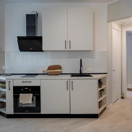 Stylish 2br Gem In The Heart Of Piata Romana شقة *