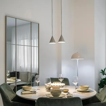 شقة Stylish 2br Gem In The Heart Of Piata Romana